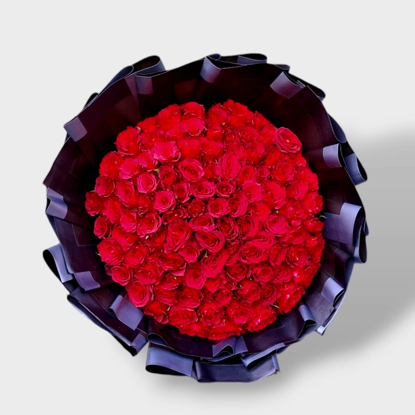 Luxurious 100 Red Roses Bouquet – Grand Romantic Floral Arrangement
